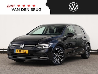Volkswagen Golf 1.5 TSI Style 130pk | Navigatie | Memory stoel | Climate control | Stoelverwarming | Camera | Cruise Control | 17 Lichtmetalen velgen