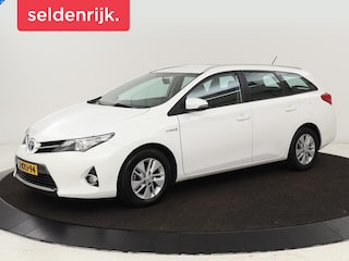 Toyota Auris 1.8 Hybrid Aspiration | Camera | Climate control | Cruise control | Bluetooth | LED