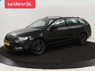 Skoda Octavia 1.4 TSI Elegance | Leder | Stoelverwarming | Trekhaak | Xenon | Navigatie | Climate control | Parkeerhulp | Keyless | Cruise control