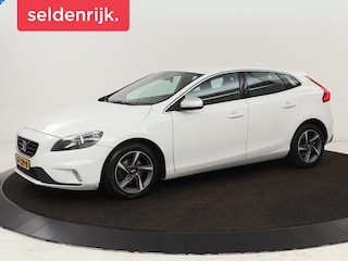 Volvo V40 2.0 D2 R-Design | Stoelverwarming | Trekhaak | Xenon | Leder/Alcantara | Navigatie | Parkeerhulp | Climate control