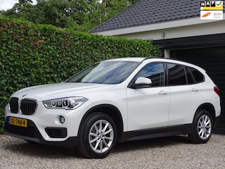 BMW X1 SDrive18i Executive | Automaat | LED | Navigatie | Dealeronderhouden