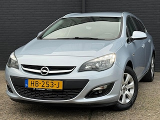 Opel Astra Sports Tourer 1.6 CDTi Blitz AIRCO | CRUISE | ELEK RAMEN | NAVI | NWE APK