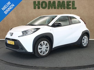 Toyota Aygo 1.0 VVT-i MT Play - ORIGINEEL NEDERLANDSE AUTO - AIRCO - ADAPTIEVE CRUISE CONTROL - ACHTERUITRIJCAMERA - BLUETOOTH - LICHTSENSOR - DAB RADIO