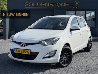 Hyundai i20 1.2i i-Drive 2e Eigenaar,Airco,Elektr.Ramen,LM velgen,Nieuwe Distr ketting,Recent beurt gehad,APK tot 11-2025