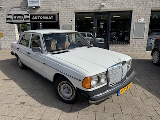 Mercedes-Benz 200-serie 300-serie 300 D Automaat wegenbelasting vrij 1978