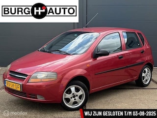 Daewoo Kalos 1.4 Style 5 deurs - AIRCO - TREKHAAK - LM VELGEN - RADIO/CD - STUURBEKRACHTIGING - CPV - AIRBAGS - EL. RAMEN - NAP - NL AUTO - APK T/M 27-12-2025 -