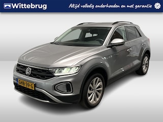 Volkswagen T-Roc 1.5 TSI Life Edition / AUTOMAAT/ GARANTIE TM 08-2028/ PARK. SENSOR. V+A/ CAMERA/ APP-CONNECT/ KEYLESS/ DIGITAL DASH/ ACC/ DAB/ NAVI/ CLIMA/ ISOFIX/ 17'' LMV