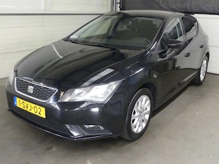 Seat Leon 1.2 TSI Style - Cruise Control - Navigatie - Mooie auto!