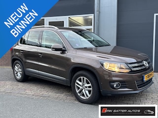 Volkswagen Tiguan 1.4 TSI Sport&Style | Alcantara| uitklapbare trekhaak| Navigatie| PDC V+A| Winterset