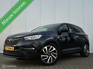 Opel Grandland X 1.2 TURBO/TREKHAAK/STOEL-STUURVERWARMING/LED/CARPLAY/HALF-LEDER/19''LMV