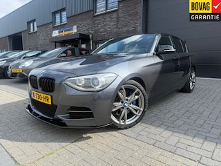 BMW M135i | 12 MND GARANTIE | ALCANTARA | SCHUIFDAK | NAVI | H&K | XENON | 320 PK