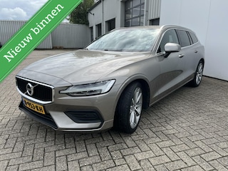 Volvo V60 2.0 T4 Mom.|ACC|PAS V/A|Blis|19"|