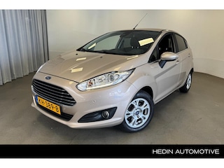 Ford Fiesta 1.0 EcoBoost Titanium | Achteruitrijcamera | Navigatie | Parkeersensoren | Airco | Bluetooth | Keyless | Cruise Control | Zomer + Winterset
