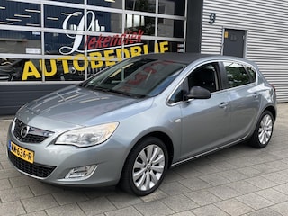 Opel Astra 1.4 Turbo Sport - Airco I Sport velgen I Comfort pakket I Achteruitrij spiegel I Dealer onderhouden