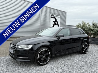 Audi A3 Sportback 1.4 TFSI Ambiente S-Tronic MMI|PDC|Xenon|Stoelverw Zwart