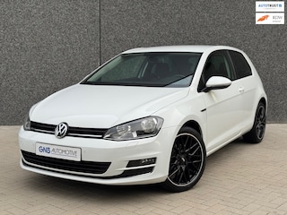 Volkswagen Golf 1.2 TSI Lounge 3drs | Cruise control | Parkeersensor V+A | Climate control | Stoelverwarming | Stuurbediening |