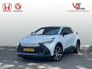 Toyota C-HR 1.8 Full Hybrid First Edition | Groot scherm | Apple carplay | Stoel en Stuurverwarming | PDC | Navigatie | Adaptieve cruise | Achteruitrijcamera