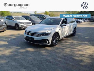 Volkswagen Passat Variant 1.4 TSI PHEV GTE Business | Wordt verwacht | Trekhaak | Ergo | IQ. Light |