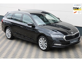 Skoda Octavia Combi 1.4 TSI iV PHEV Carplay HUD LED Matrix !!