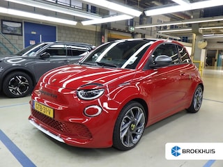 Abarth 500 Turismo 42 kWh 3 Fase Verwacht !! | Pack Scorpion Sound & Tech | Navigatie | Stoelverwarming | Panoramadak | JBL Audio | Achteruitrijcamera | !!