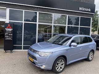 Mitsubishi Outlander 2.0 PHEV Instyle | Trekhaak | LPG !!