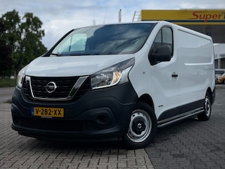 Nissan NV300 L2H1AIRCO PDC TREKHAAK 97.000KM