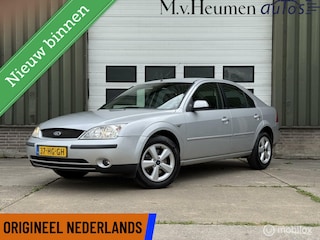 Ford Mondeo 1.8-16V Trend Airco Trekhaak Nieuwe APK en Beurt ORG. NED.