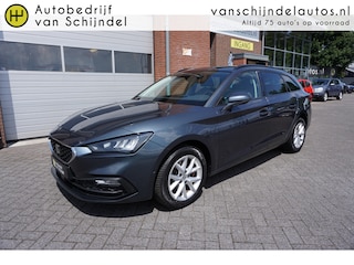 Seat Leon Sportstourer 1.5 TSI Style VIRTUAL COCKPIT - STOELVERWARMING - CLIMA - APPLE - ANDROID - CAMERA - PARKEERSENSOREN V+A - BLUETOOTH - RIJSTROOKSENSOR - DAB+ - STUURVERWARMING - PARKEERASSIST - LM VELGEN