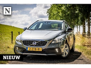 Volvo V40 1.6 D2 Summum | Navigatie | Trekhaak
