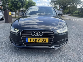 Audi A4 Limousine 1.8 TFSIe Limited S