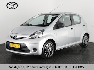 Toyota Aygo 1.0 VVT-i ACCES 100% ONDERHOUDEN 5 DEURS . BIJNA 2013. ZUINIG EN GOED.