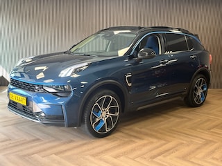 Lynk & Co 01 1.5 AUT. PLUG-IN HYBRIDE PANORAMADAK AIRCO CAMERA CRUISE PDC STOELVERWARMING APPLE CARPLAY
