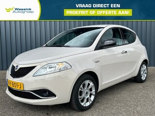 Lancia Ypsilon 1.2 Opening Edition | 15.810 KM | Navi | Lmv | Cruise |