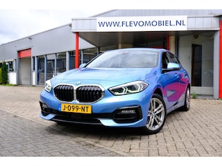 BMW 118i Executive Edition Navi|Clima|PDC|Sportstoelen