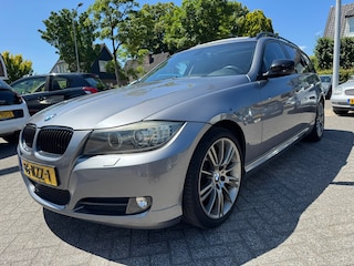 BMW 3-serie Touring 318i Airco,Cruise,Navi,Pano,Elek-pakket