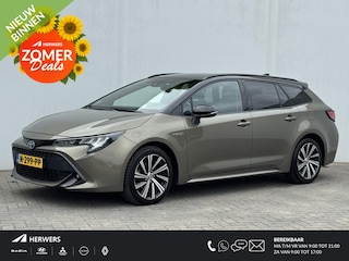 Toyota Corolla Touring Sports 1.8 Hybrid Dynamic / Stoel- Stuur- en Voorruitverwarming / Achteruitrijcamera / Trekhaak (750 KG) / Elektrische achterklep / Head-up display / Navigatie via Apple Carplay of Android Auto