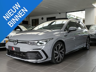 Volkswagen Golf 1.5 eTSI R-Line | PANO | SFEER | TREKHAAK | CAMERA | VOL