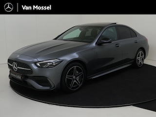 Mercedes-Benz C-klasse 300 e AMG Line / Stoelverwarming / Achteruitrijcamera / Panorama-schuifdak / Night-Pakket /
