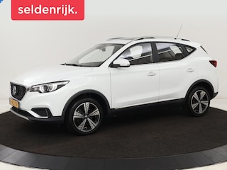 MG ZS EV Luxury 45 kWh | Panoramadak | Leder | Stoelverwarming | Carplay | Adaptive cruise | Camera | Keyless | Full LED | Navigatie