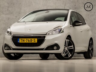 Peugeot 208 1.2 PureTech GT Sport Automaat (PANORAMADAK, PARELMOER, NAVIGATIE, CAMERA, CLIMATE, LEDER, SPORTSTOELEN, GETINT GLAS, CRUISE, LM VELGEN, NIEUWSTAAT)