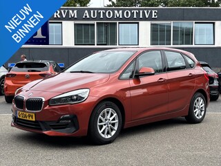 BMW 2-serie Tourer 218i Executive Edition ORIG. NL. NAP KM. | HEAD UP | RIJKLAAR INCL. 12 MND. BOVAGGARANTIE