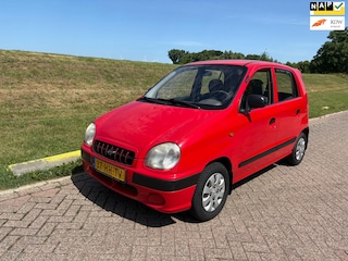 Hyundai Atos Spirit 1.0i SX 4-drs 147.180 km Airco Bluetooth Radio met USB en AUX 2 sleutels El. Ramen