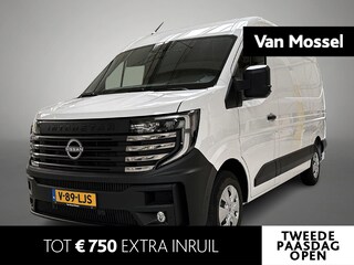 Nissan Interstar -e L2H2 Limited 87 kWh Lat om Lat | Houten vloer | Led verlichting laadruimte | Trekhaak | Sidebars |