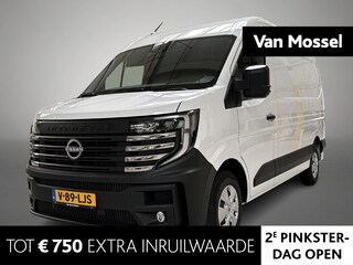 Nissan Interstar -e L2H2 Limited 87 kWh Lat om Lat | Houten vloer | Led verlichting laadruimte | Trekhaak | Sidebars |