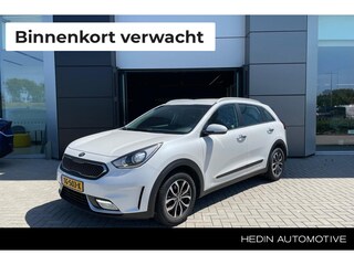 Kia Niro 1.6 GDi Hybrid DynamicLine | Parelmoerwit | 4-Seizoenen banden | Trekhaak | Parkeersensoren | Achteruitrijcamera |