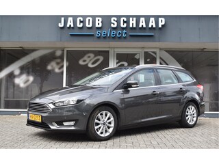 Ford Focus Wagon 1.5 150pk Titanium / Carplay / Navigatie / Keyless / PDC v+a / Trekhaak