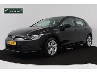 Volkswagen Golf 1.0 TSI Life (PARKEERSENSOREN, CAMERA, SFEER, CRUISE CONTROL ADAPTIEF, PARKEERSENSOREN, NAVIGATIE, NL-AUTO)