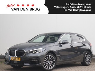 BMW 118i Executive Edition | Trekhaak Afneembaar | Camera | Sport Line | Navigatie | Stoelverwarming | BTW-auto |