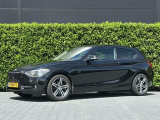 BMW 116i EDE Executive, SPORT LINE, NIEUW MODEL, PDC, ELEKTRISCHE RAMEN, GETINT GLAS, LICHTMETAAL 17"