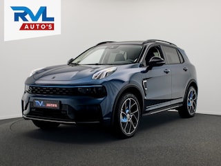 Lynk & Co 01 1.5 261PK Plug-in Hybrid *Zwarte Hemel* Origineel NL* 360° Camera Pano/dak Apple/Carplay Adaptive/Cruise